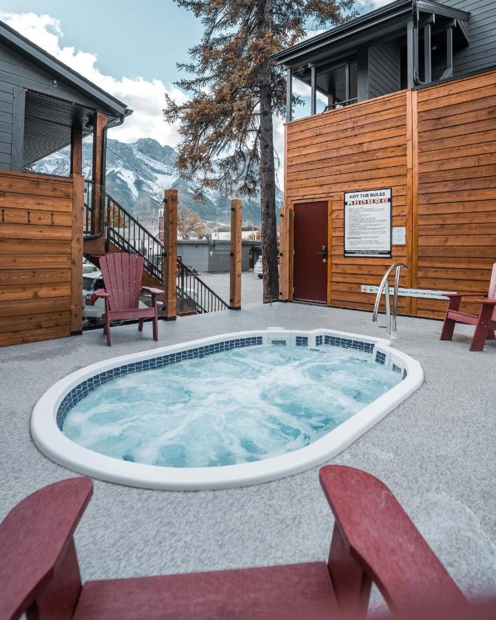 Lamphouse By Basecamp Hotel Canmore Exterior photo